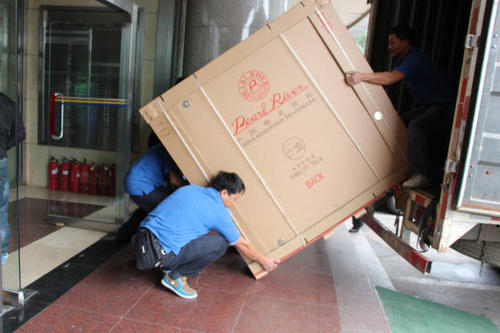 乌拉特后钢琴贵重工艺品无忧运